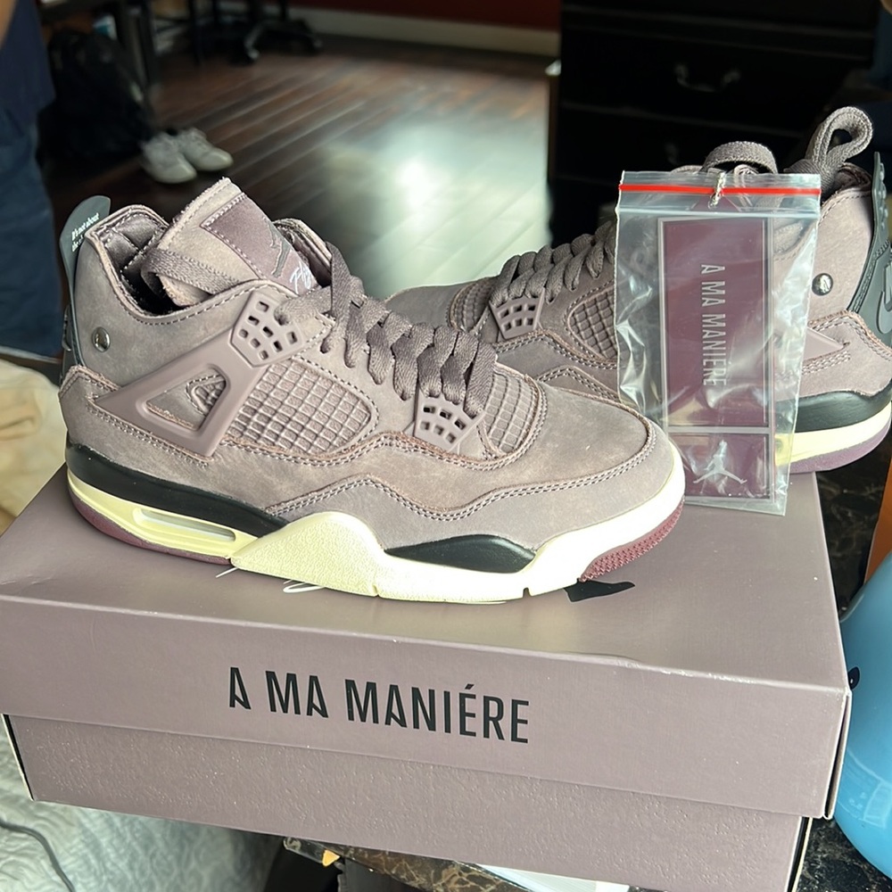 A Ma Maniére × Air Jordan 4 Retro ‘Violet Ore'